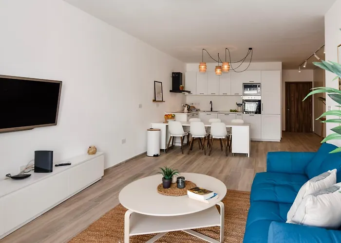 Palm 57 St. Paul's Bay