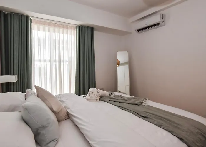 Palm 57 St. Paul's Bay