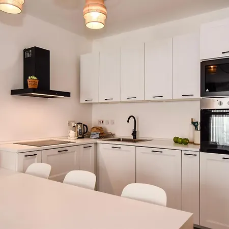 Palm 57 St. Paul's Bay